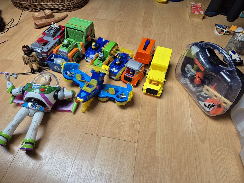 Zestaw zabawek psi patrol pojazdy dinozaury