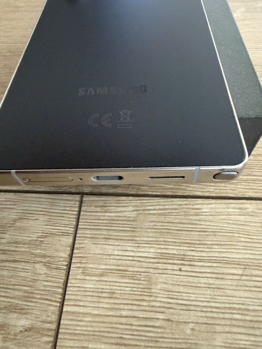 Samsung s25 ultra 256gb stan bardzo dobry bez rat dowod zakupu