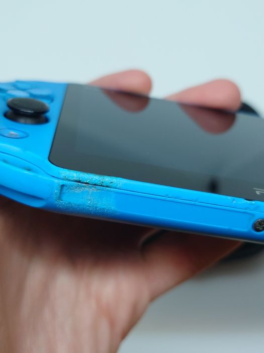 PS Vita Slim 64 gb з іграми + чохол
