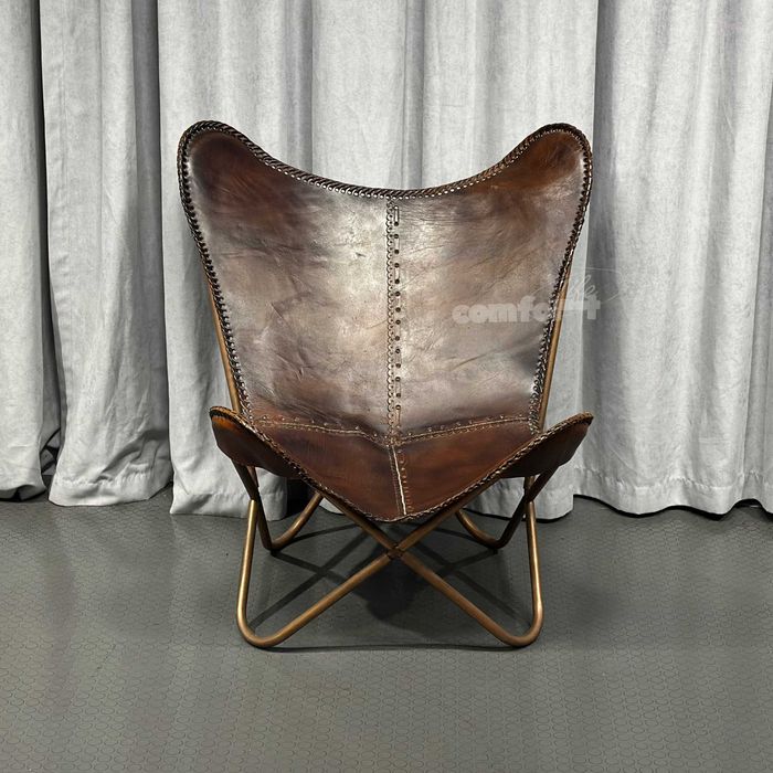 Коричневе шкіряне крісло-метелик/вінтаж/вінтіжні меблі шкіряні