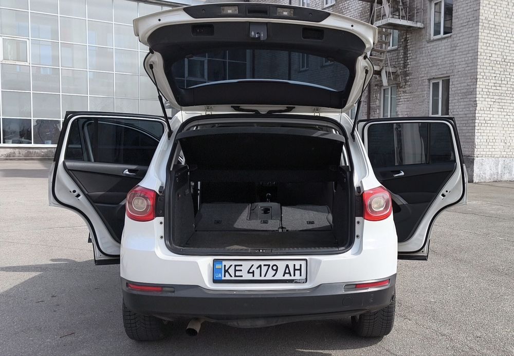 Volkswagen Tiguan 2.0 TSI