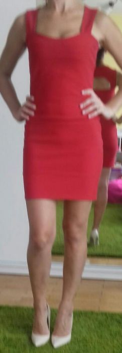Czerwona mini sukienka bandażowa S
