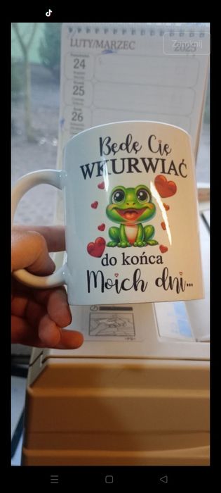 Śmieszny kubek fajnie na prezent 330 ml nowy