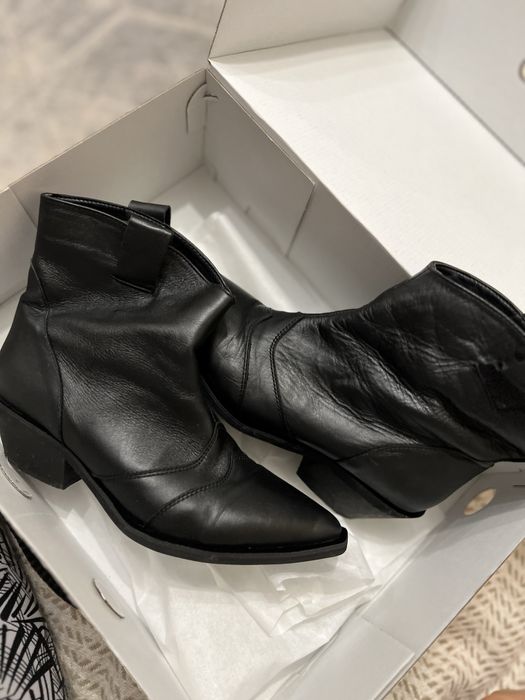 Шкіряні козаки 38 розмір