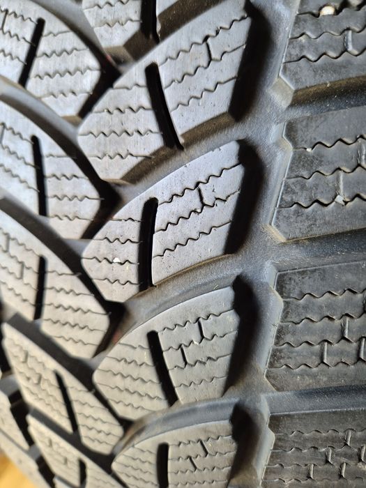 215/60/16 Firestone para zima 7mm stan bdb 19r.