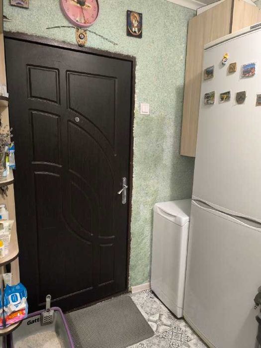 Продам кімнату в гуртожитку просп. Голосіївський (40-річчя Жовтня)17-Б