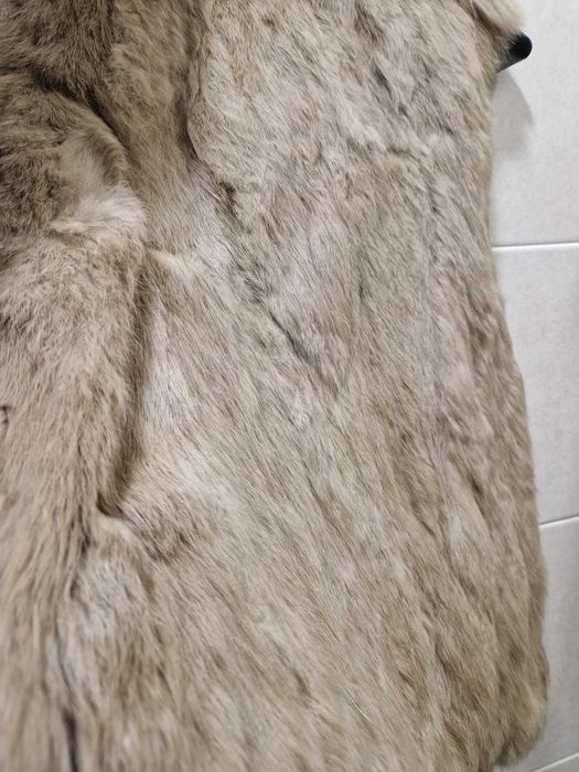 Colete de pele de coelho tratada  S