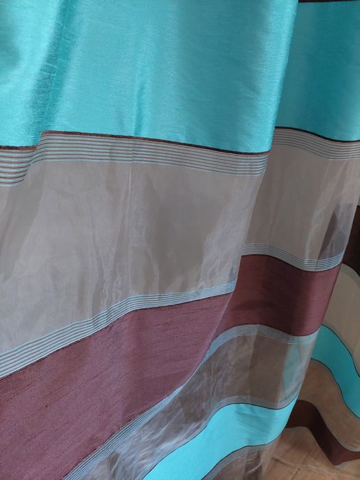 Sprzedam kolorowe zasłony