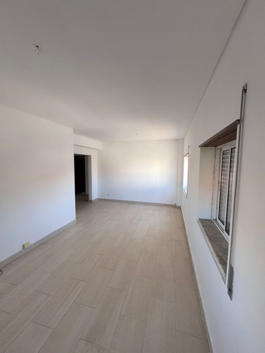 3° andar - T2 para arrendar na Quinta do Conde