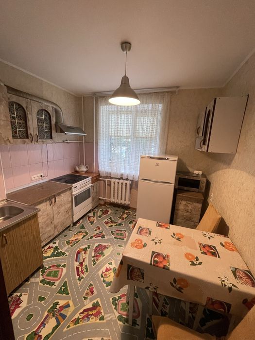 Здається в Оренду 2-х кімнатна Квартира