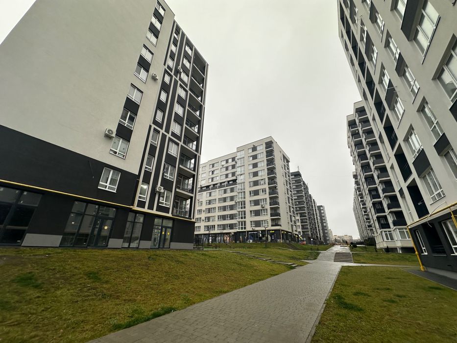 Продаж 2 км. квартири Трускавецька Континент 61 м2