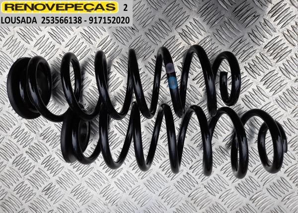 Mola de suspensão trás direita VOLKSWAGEN Passat (3C2)