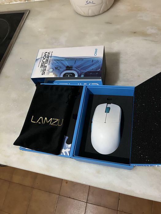 Mouse gaming lamzu atlantis mini