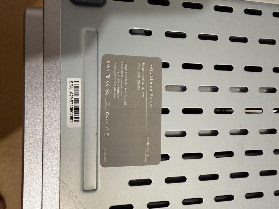 TerraMaster D5-300
