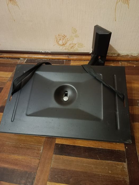 Крепление для телевизора