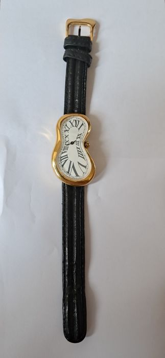 Zegarek EXAEÓUO model Softwatch vintage lata dziewiedzièsiąte