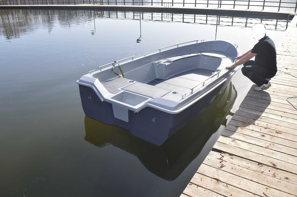 Łódka Wiosłowo-Wędkarska MANTA 440