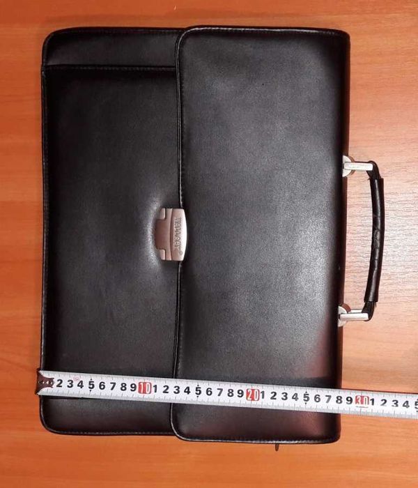 Продам мужской классический портфель. Кривой Рог