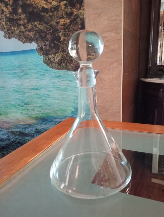 Licoreiras em cristal e em vidro antigas