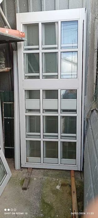 Janelas de alumínio branco