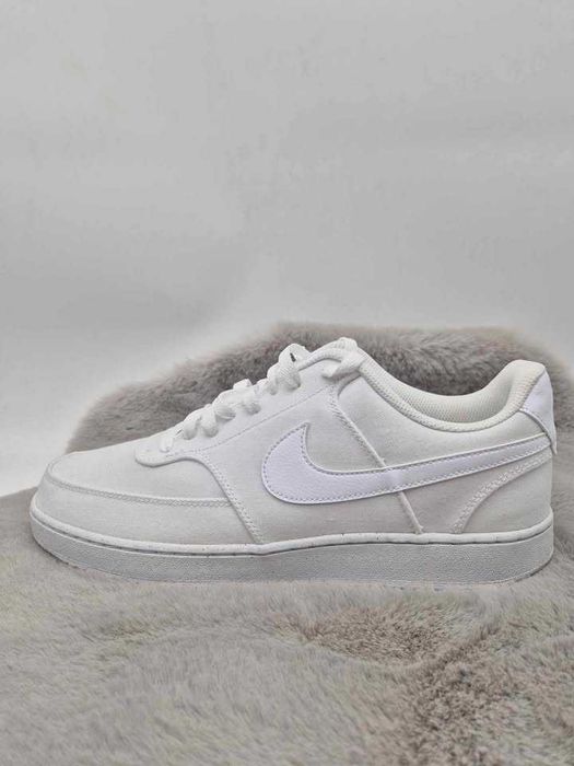 Sapatilhas Court Vision Low Next Nature novas em caixa tamanho 45.5