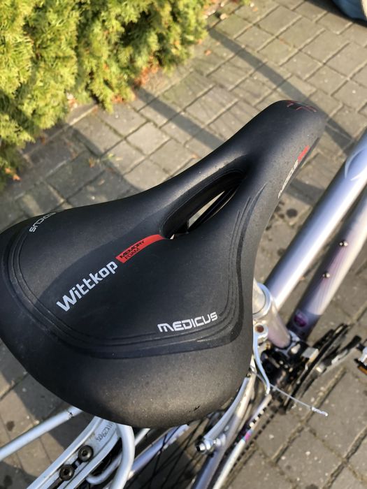 Rower  Giant Trekking -szosowy