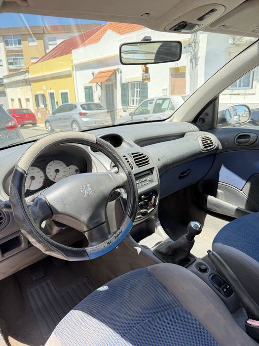 PEUGEOT 206 1.1 gasolina