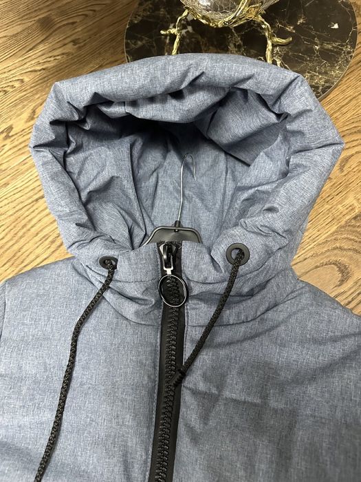 Зимове жиноче пальто- куртка