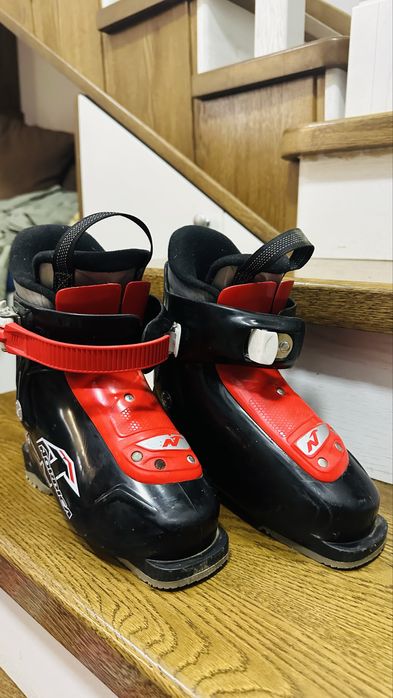 Ботоси лижні різних розмірів