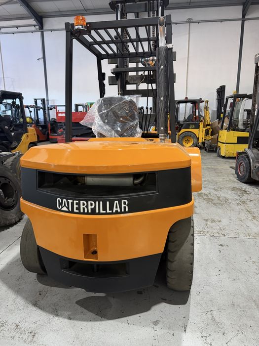 Empilhador catarpilar 4500kg capacidade