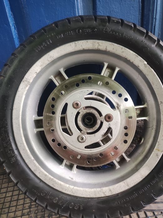 Колеса р12 (120/70) скутер. Вісь 12 мм