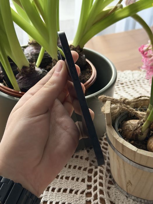 iPhone 12 - Stan BDB (kondycja baterii 95%)