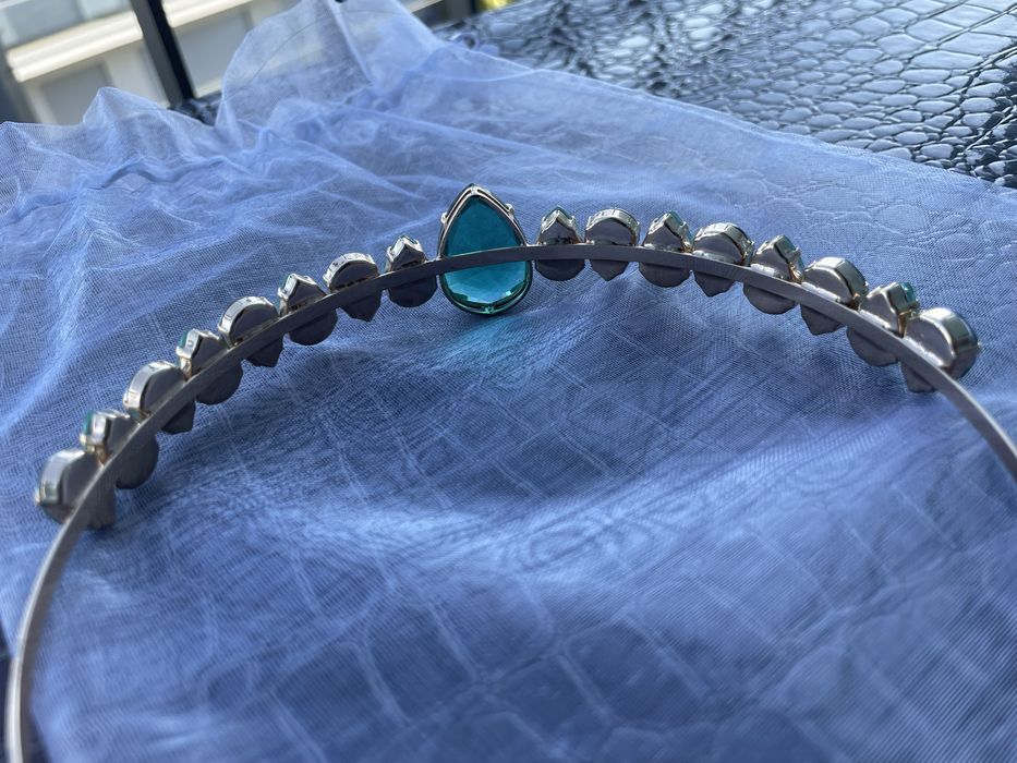 Tiara pedras esmeralda NOVO