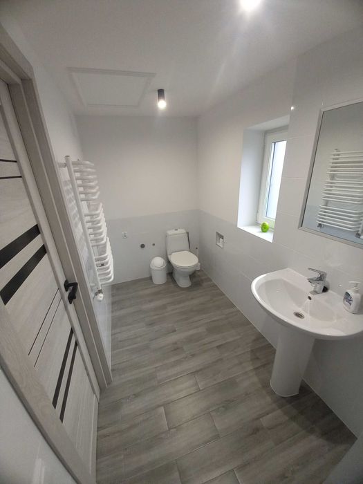 Здається житло подобово. Корець.