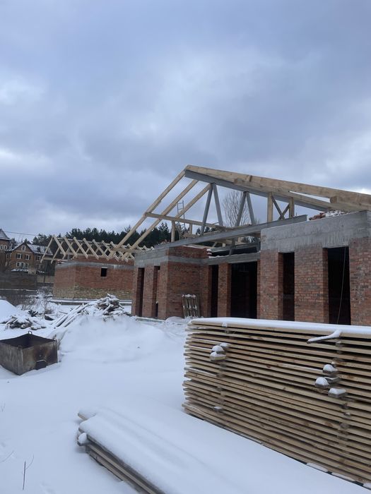 Кирпичьная кладка кровельние роботи