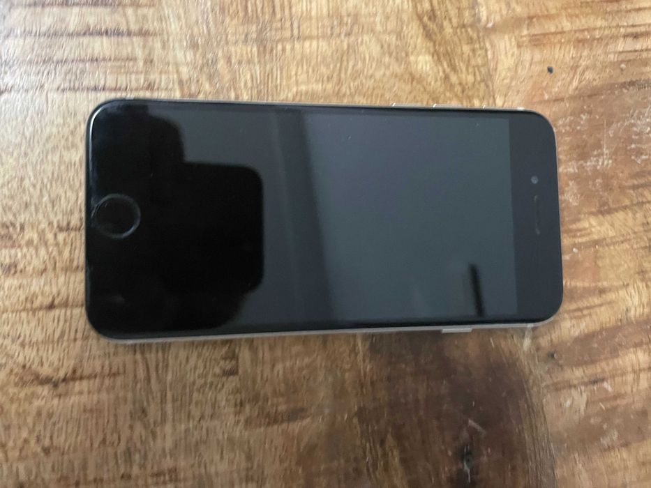 Smartfon Apple iPhone SE (2022)  64 GB 5G biały (wysyłka gratis)