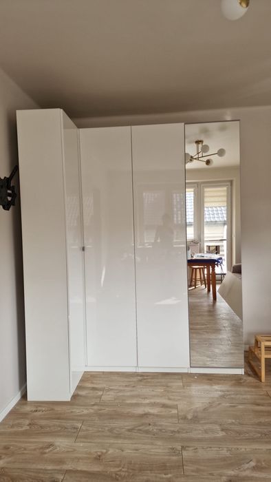 Szafa garderobiana ikea narozna