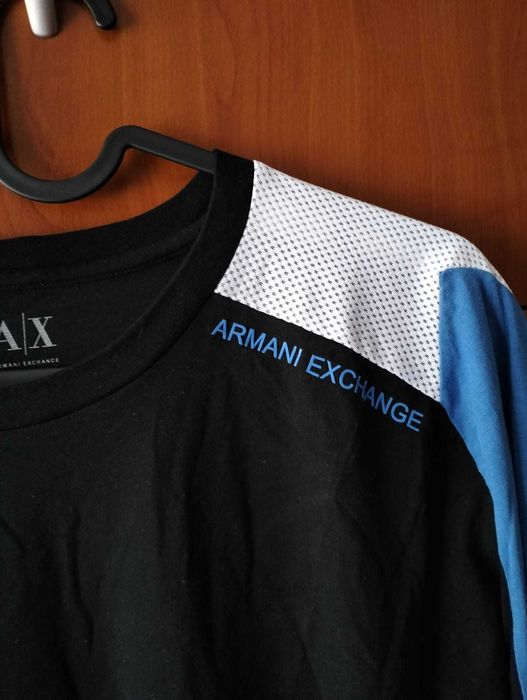 T-shirt de manga comprida da Armani Exchange