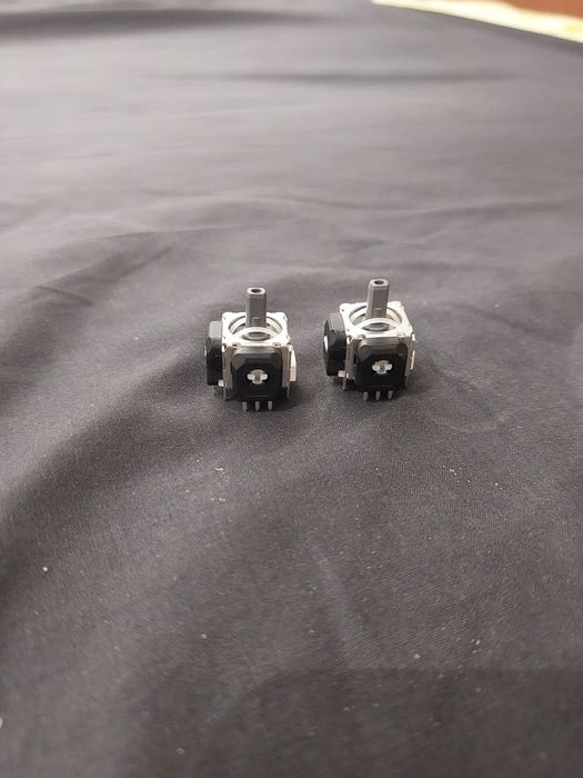 Gulikit TMR DualSense Analog Sticks64729502642946123
