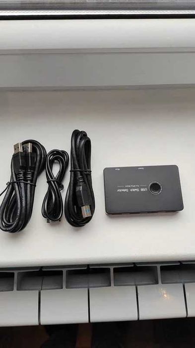 Hub USB – 2 wejścia, 4 wyjścia USB