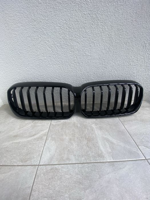 Нізні Решітка радіатора BMW 5 G30 рестайл