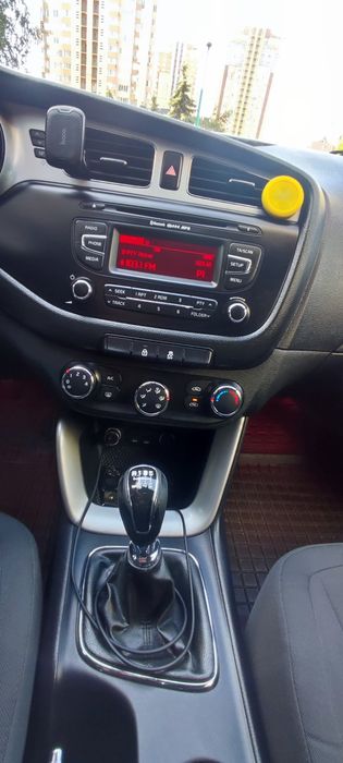 Продам KIA CEED 2014