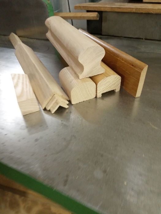 Deski dębowe stopnie parapety  , klejone ,suche  8-10%  czyszczone 100