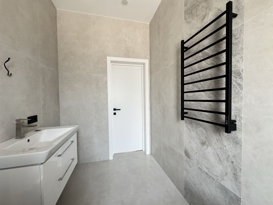 Будинок з новим ремонтом