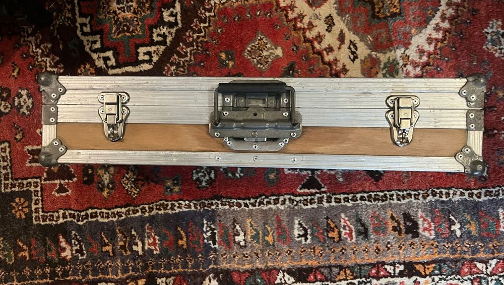Case / Pedalboard