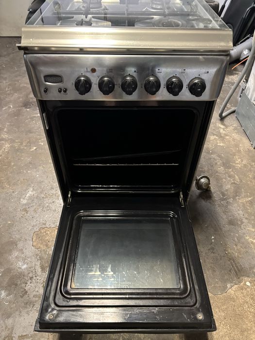 Kuchenka gazowo-elektryczna Indesit 50 cm – Inox + wąż z reduktorem