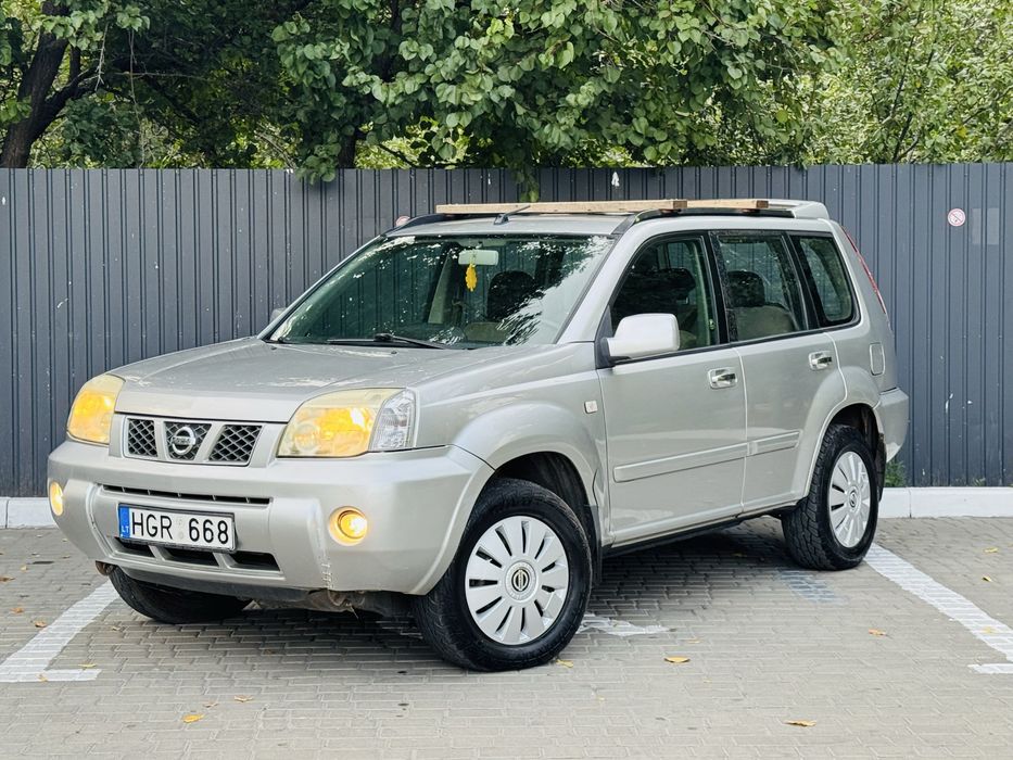 Nissan / X-Trail 4Х4 - 2.2 TDI Срочно в нормальном состоянии