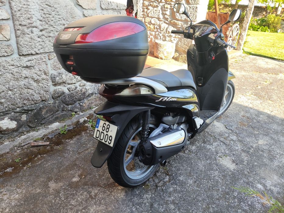 Honda SH 300 2007 + top case