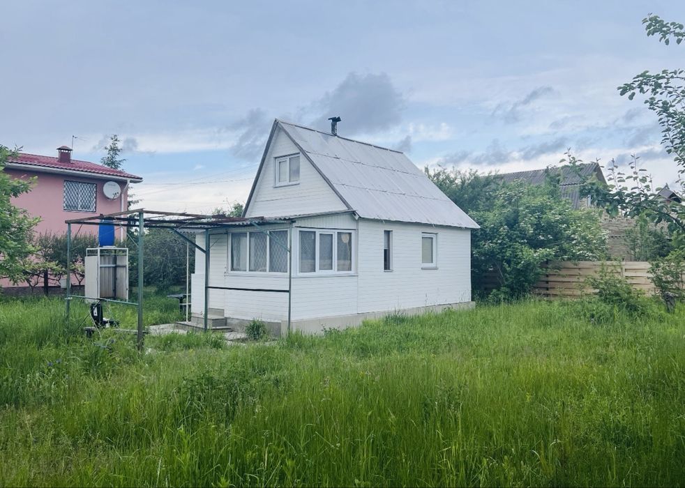 Будинок дача в гарній локації ліс, озеро 12 соток