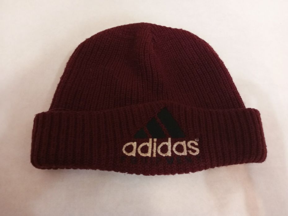 шапка adidas бордова